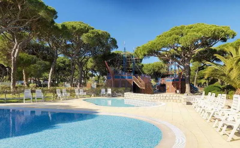 Pool, Pine Cliffs Hotel, a Luxury Collection Resort, Algarve
