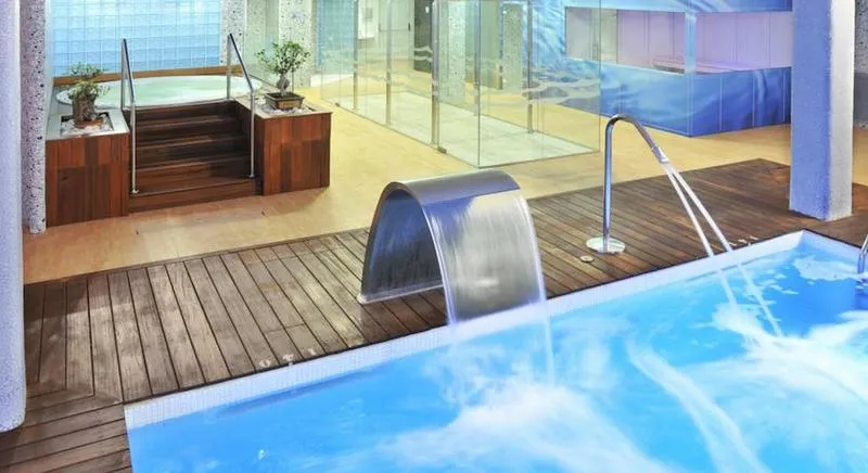 Pool, GHT Oasis Tossa & Spa, Costa Brava