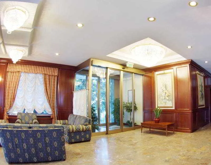 Lobby, City Caserta, Naples