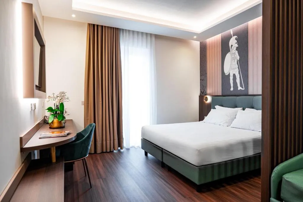 SUITE WITH TERRACE Room, Hotel Vittoria, Naples