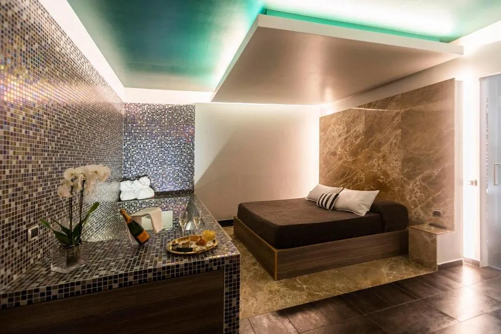 DOUBLE DELUXE Room, Hotel Tiro A Volo, Naples