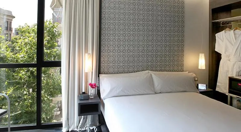 DOUBLE PREMIUM SUPERIOR Room, TWO Hotel Barcelona by Axel Adults Only, Barcelona