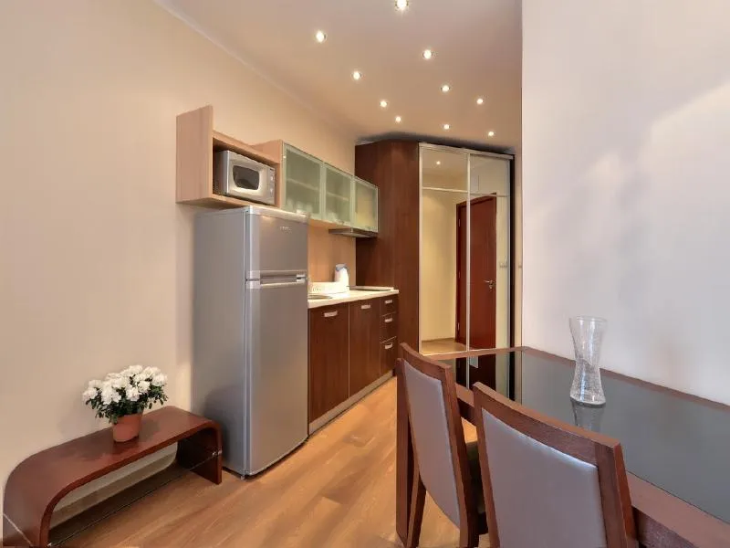 Room, Golden Line, Varna