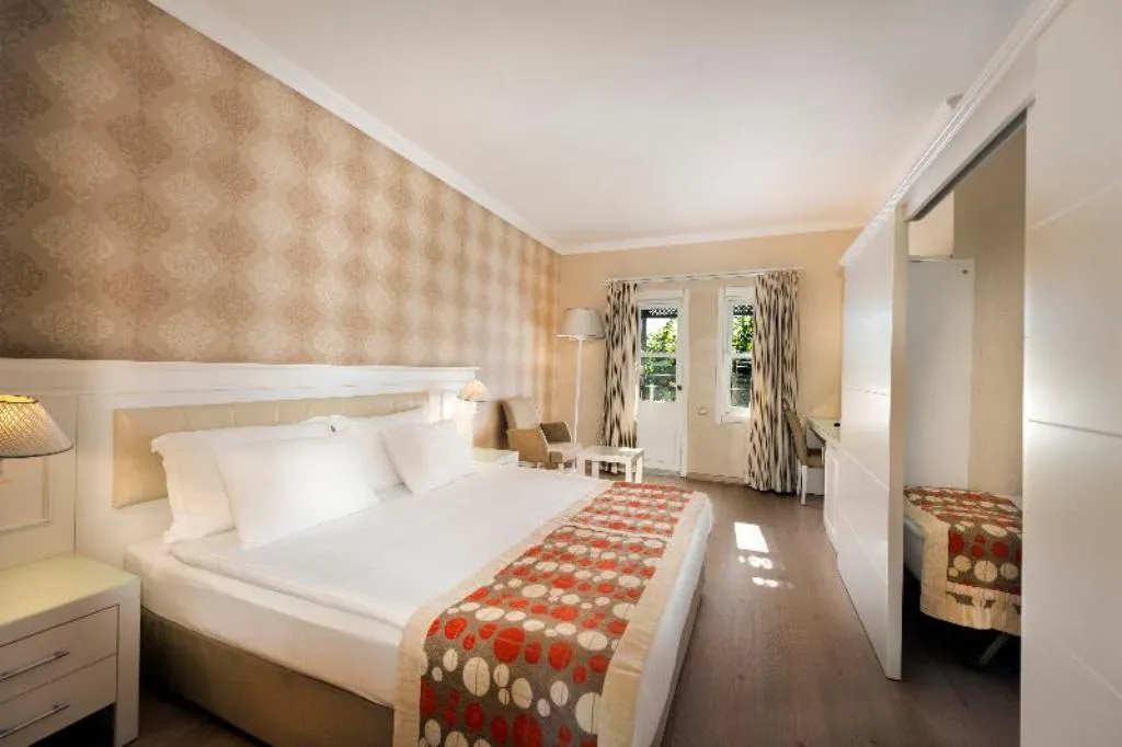 DOUBLE STANDARD Room, Club Nena, Antalya