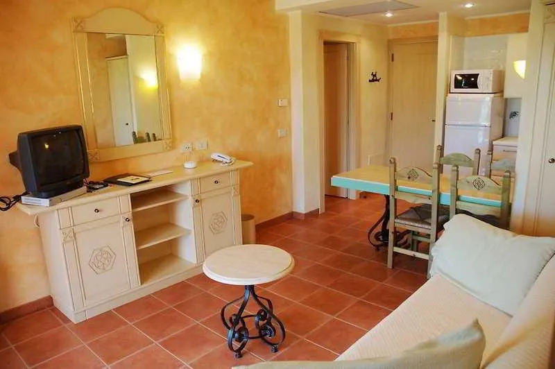 DOUBLE SINGLE USE CLASSIC Room, Lantana Resort Hotel & Apartments, Cagliari