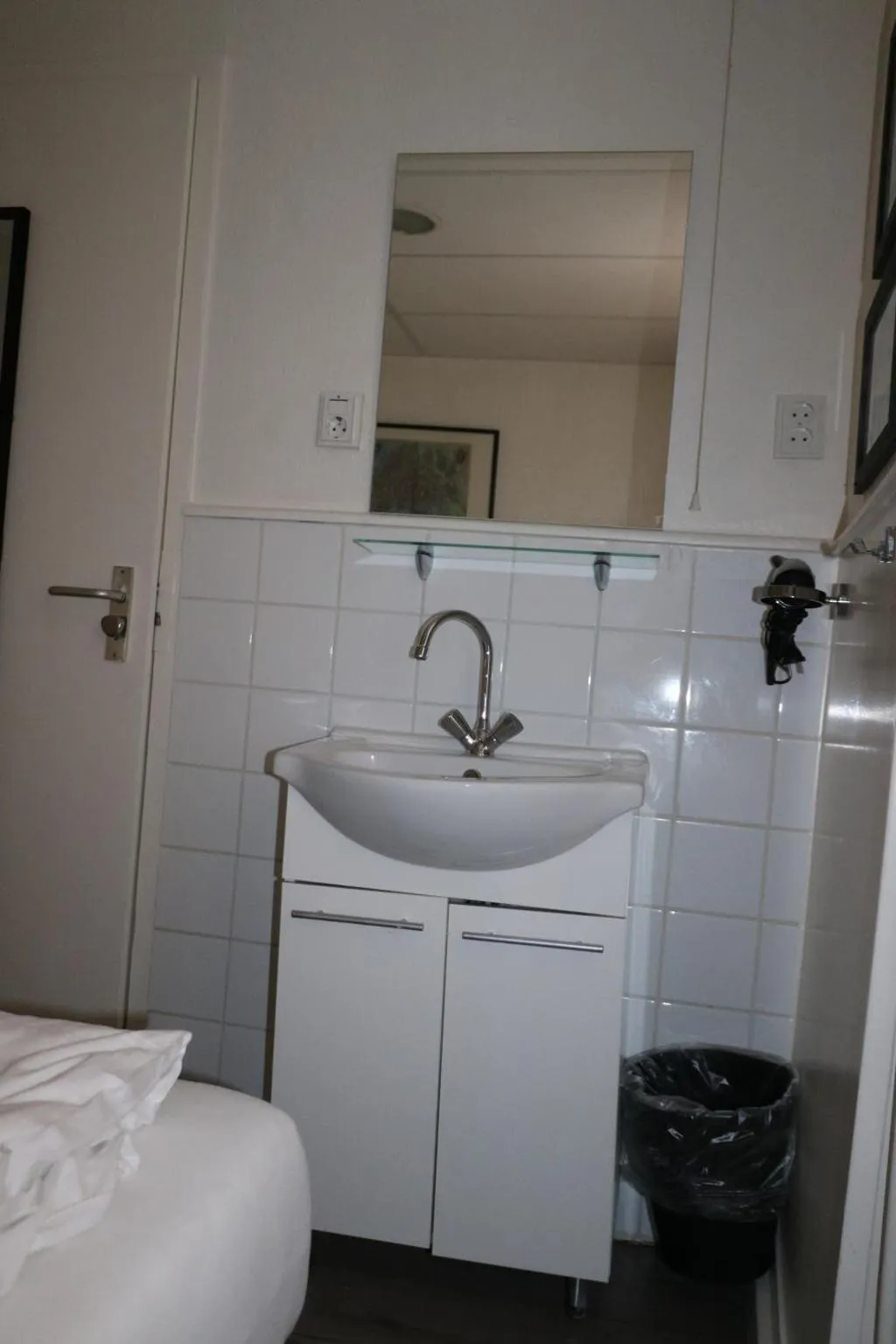 TWIN WITH SHARED BATHROOM Room, Budget Hotel Hortus, Amsterdam