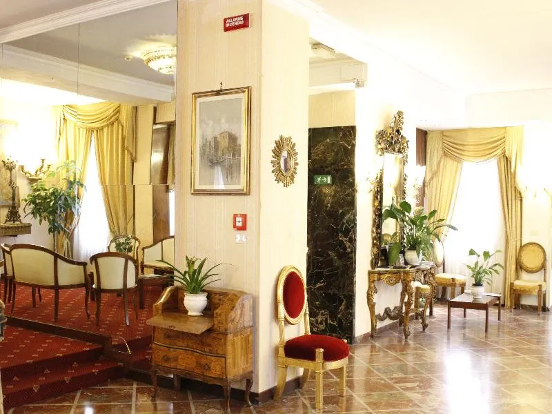 Lobby, LH Grand Hotel Hermitage, Rome