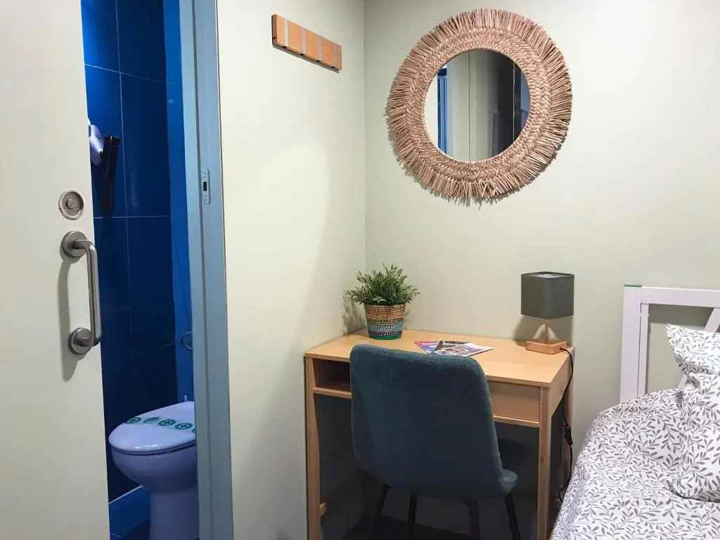 SINGLE STANDARD Room, Barcelona Urbany Hostel, Barcelona