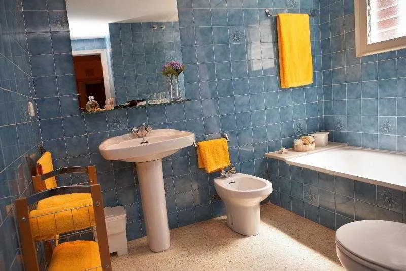 Room, Bulevard, Costa Brava