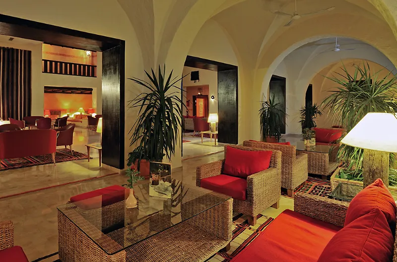 Bar, Chich Khan Hotel, Tunisia