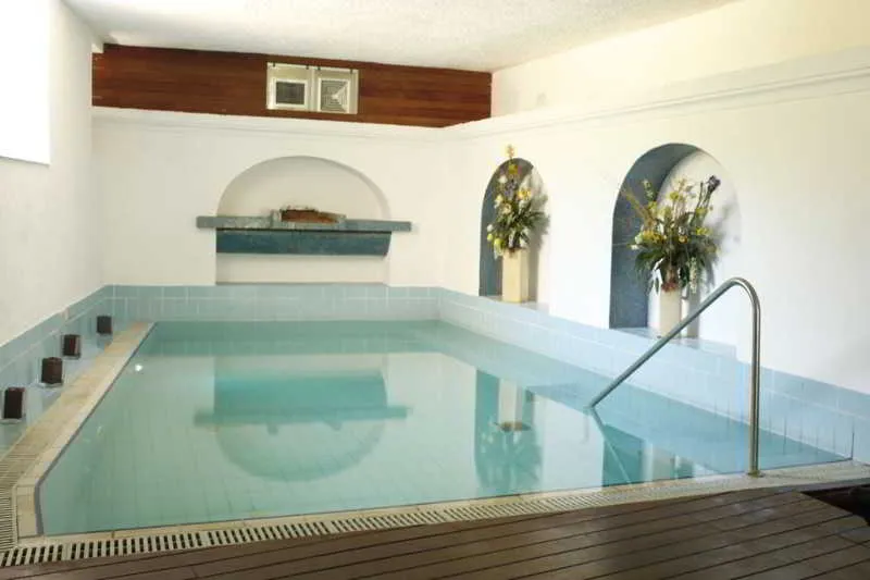 Pool, La Scogliera, Naples
