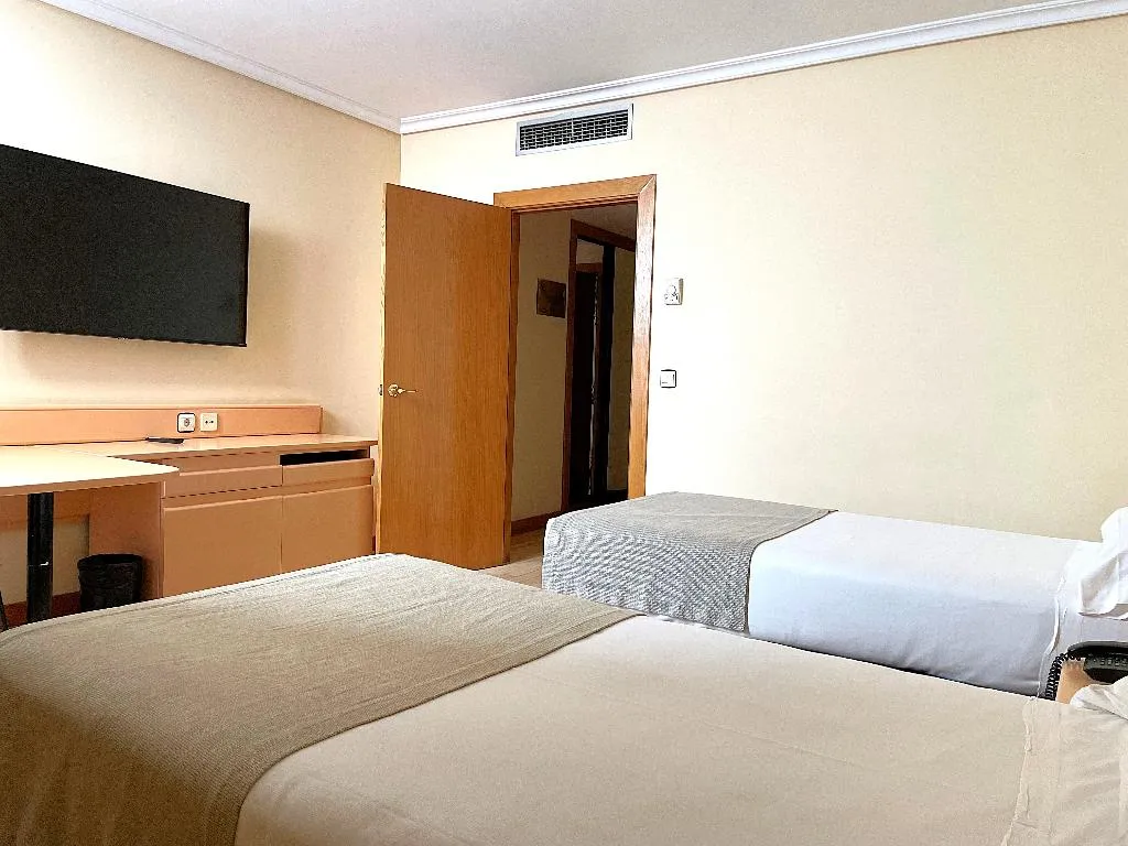 Room, Hotel AR Parquesur, Madrid