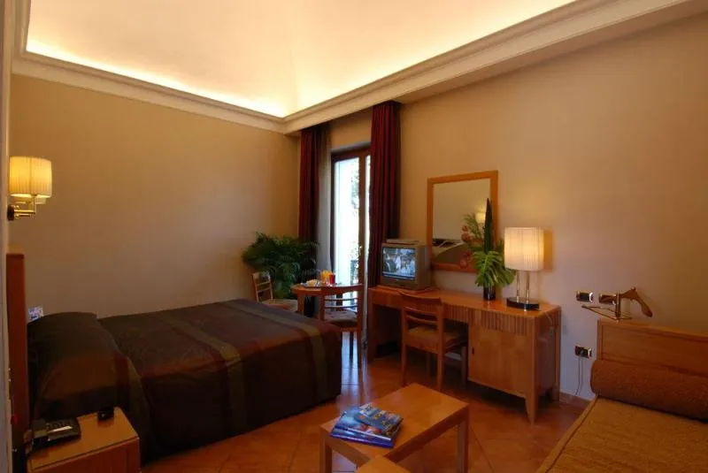 General view, Hotel Forum, Naples