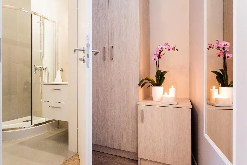 DOUBLE STANDARD Room, Platinia Apartments, Krakow