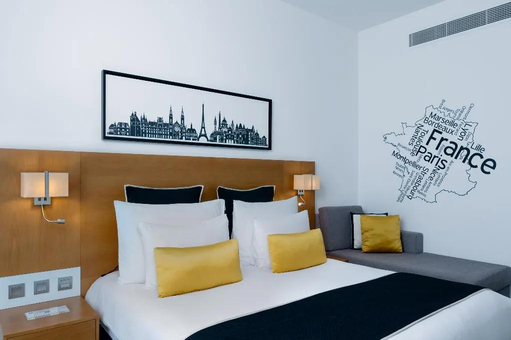 Room, TRYP by Wyndham Dubai, Dubai