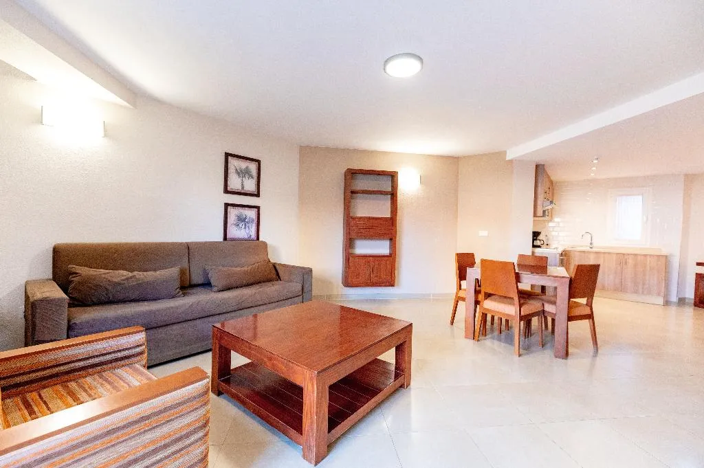 APARTMENT CAPACITY 3 ONE BEDROOM Room, Vistasur, Tenerife