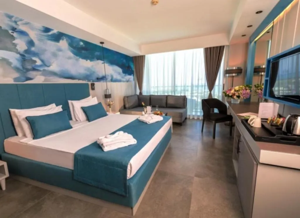 TRIPLE LAND VIEW Room, Crystal Centro Pearl Collection, Antalya