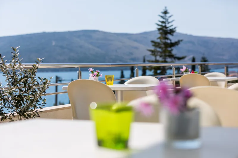 Terrace, Viktorija, Split