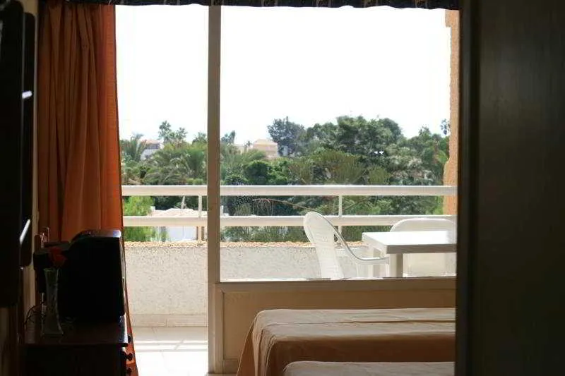 Room, Borinquen, Tenerife