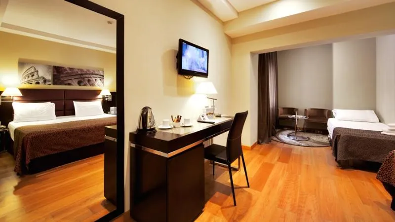 Room, Eurostars Roma Aeterna, Naples