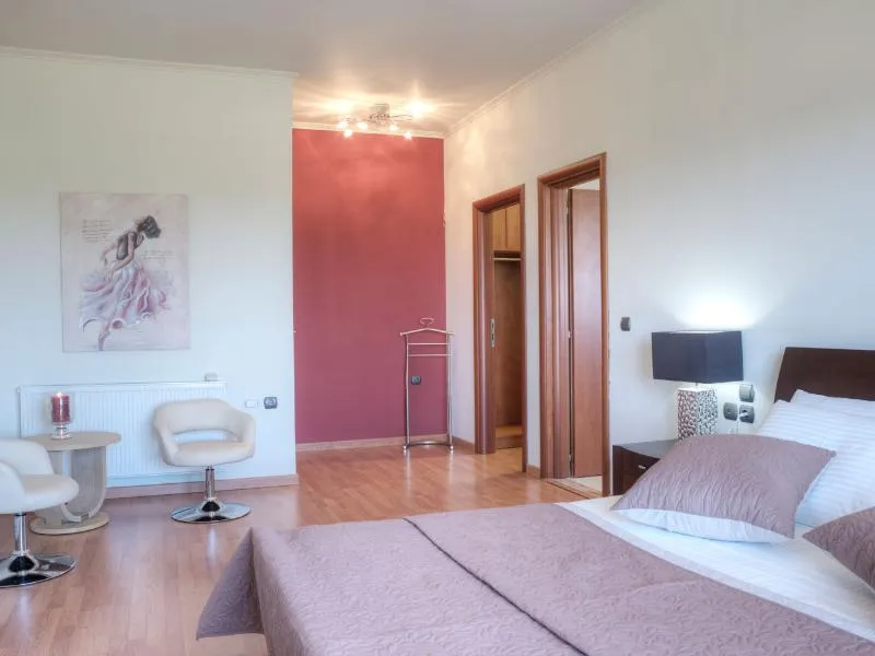 Room, Artemis Villa, Rhodes
