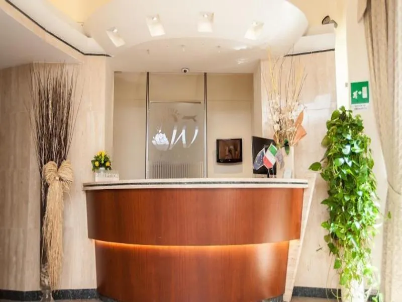 Lobby, Windrose, Rome