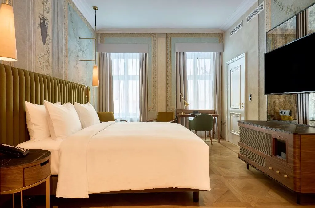 Room, Hotel Saski Krakow, Curio collection by Hilton, Krakow