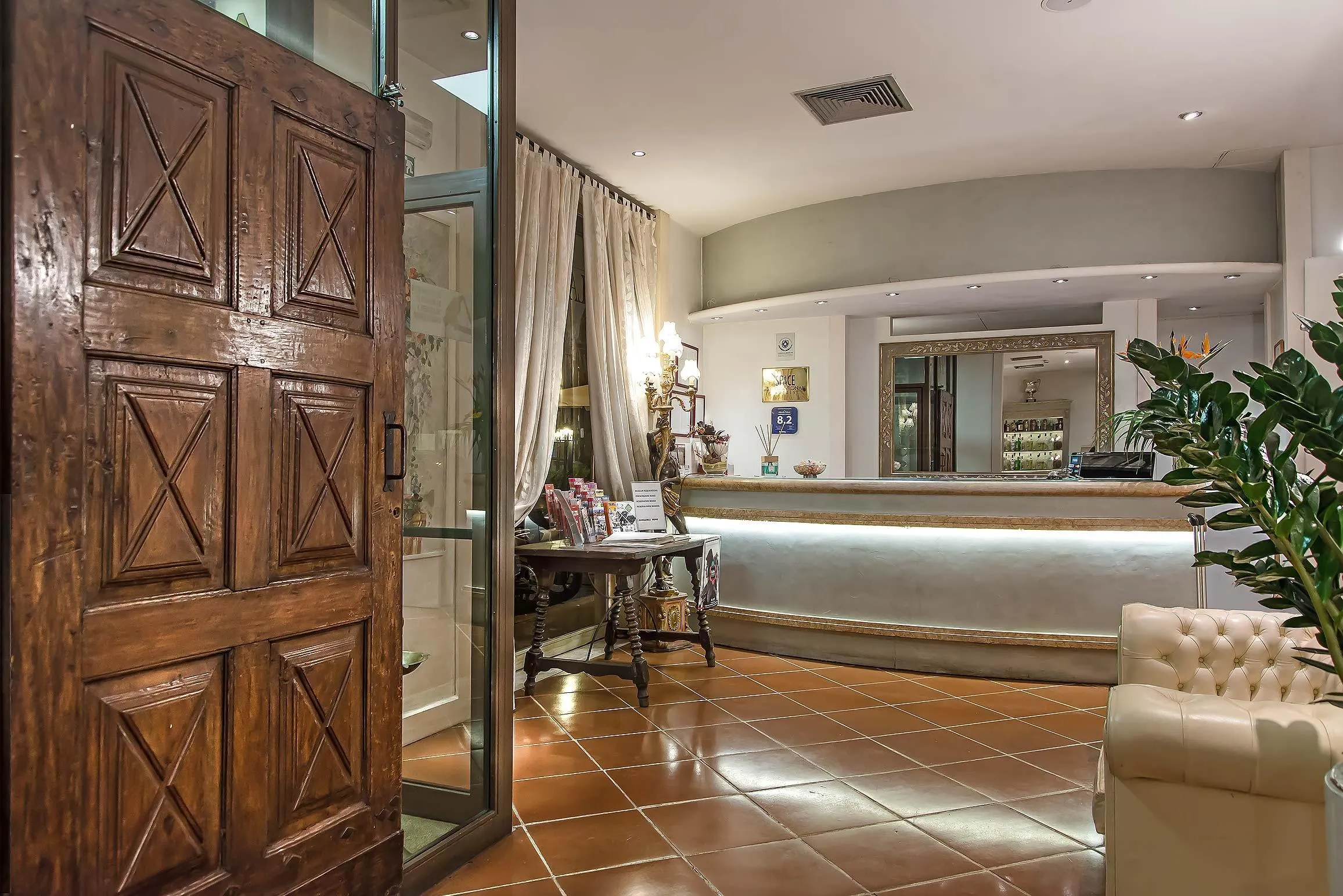 Lobby, Atlantic Palace, Florence