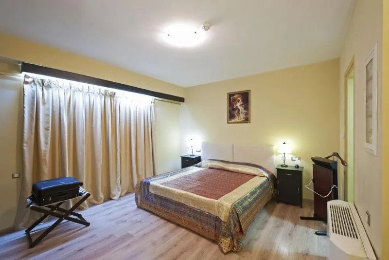 General view, Efplias Hotel, Athens