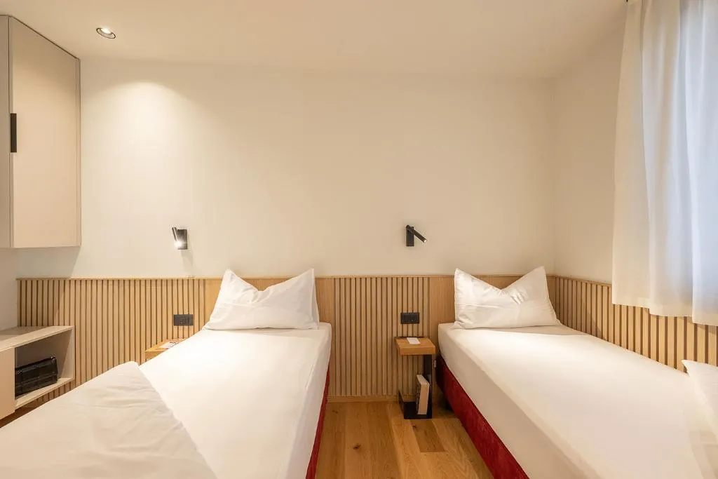 SUITE WITH JACUZZI WITH VIEWS Room, Ètra Suites & Apartments, Milan