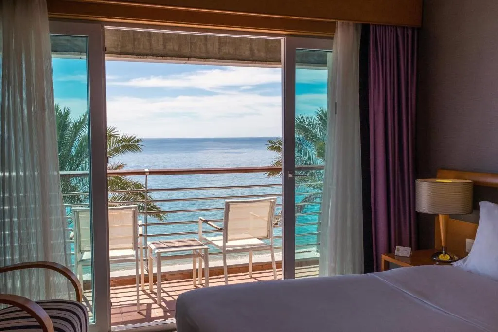 TRIPLE SEA VIEW Room, SANA Sesimbra, Lisbon