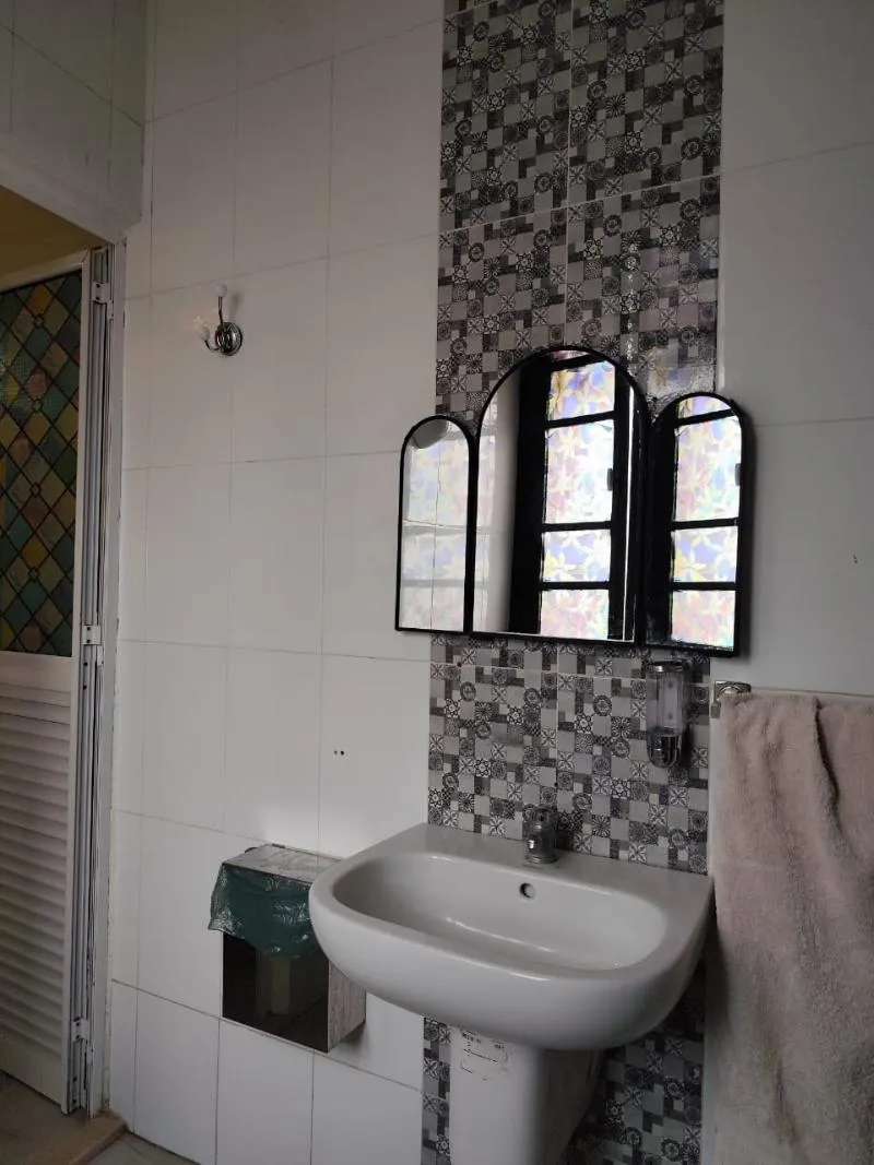 QUADRUPLE FOUR BEDROOMS ONE BATHROOM Room, Hotel Ayachi, Tunisia
