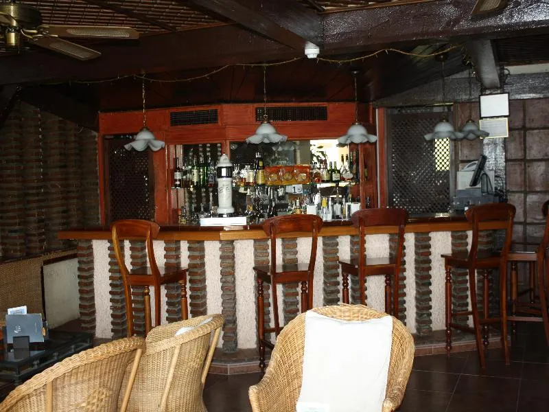 Bar, Hotel Tropicana Costa del Sol, Costa Del Sol