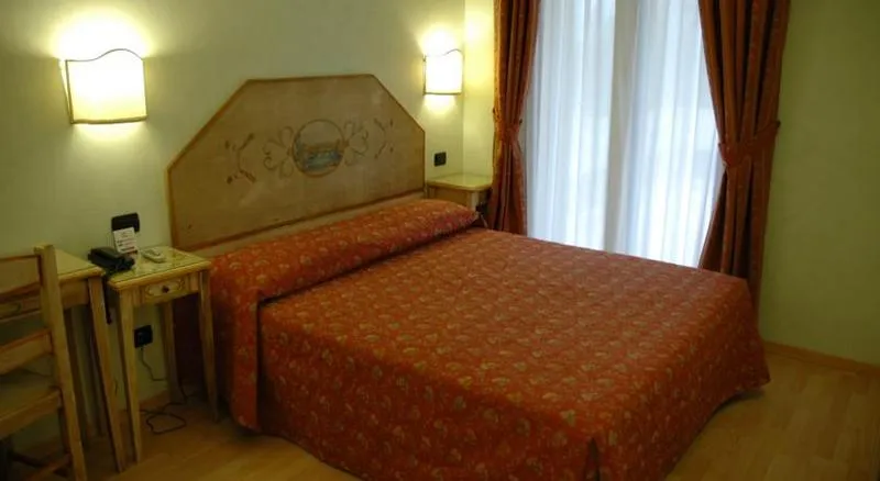 Room, Ariston, Venice