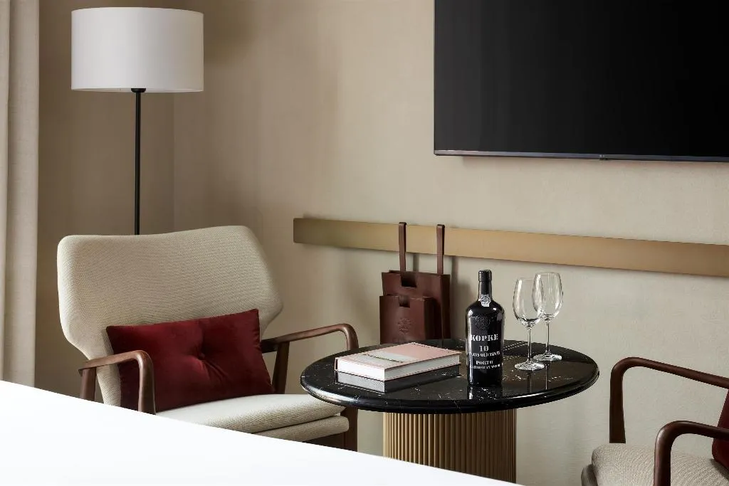 DOUBLE SUPERIOR WITH TERRACE Room, Tivoli Kopke Porto Gaia Hotel, Porto