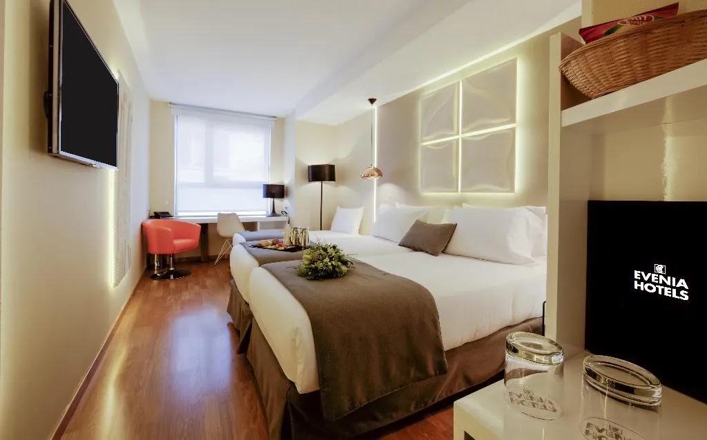 Room, Evenia Rossello, Barcelona