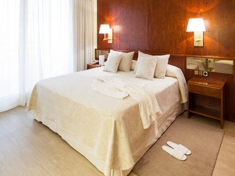 JUNIOR SUITE STANDARD Room, Royal Plaza, Ibiza