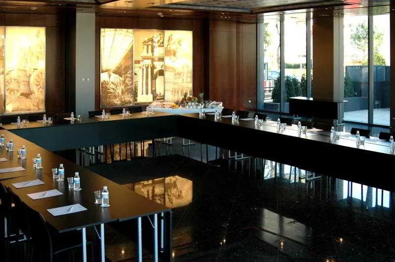 Conferences, Santos Maydrit Airport, Madrid