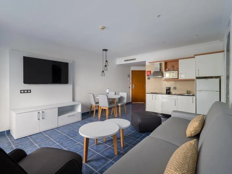 FAMILY ROOM CAPACITY 3 Room, Hotel LIVVO Mirador Papagayo, Lanzarote