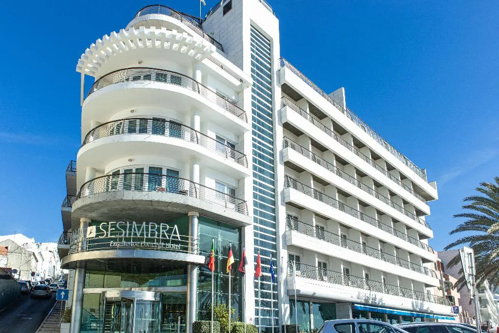 Lobby, SANA Sesimbra, Lisbon