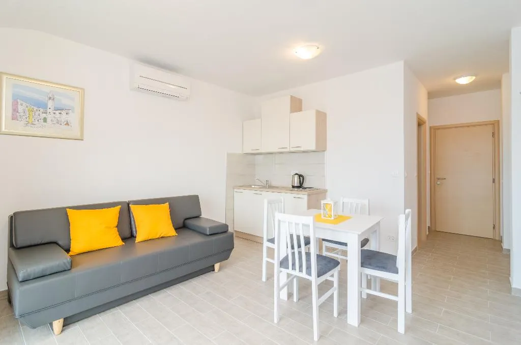 APARTMENT TWO BEDROOMS Room, Apartments Villa Dadic, Dubrovnik