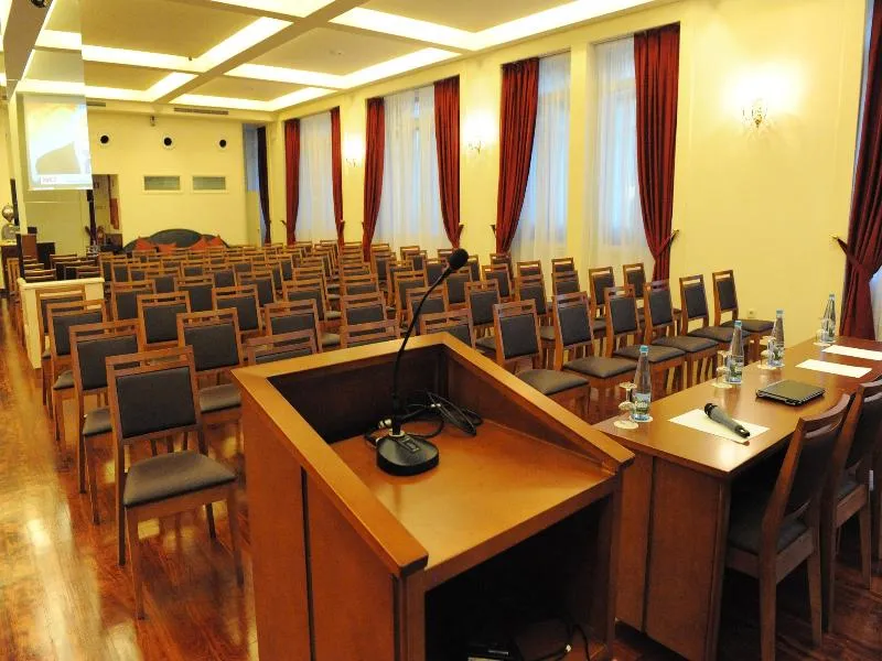 Conferences, Aliados, Porto