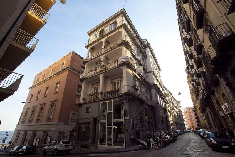 General view, B&B Platamon, Naples