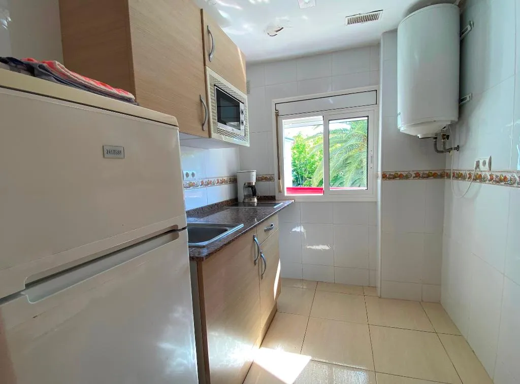 APARTMENT CAPACITY 6 Room, Corcega, Costa Dorada