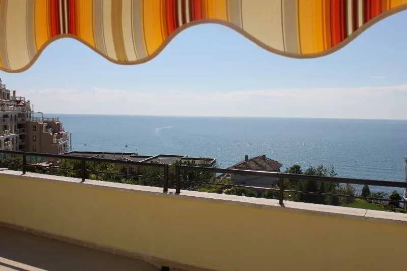 Terrace, Benvita, Varna