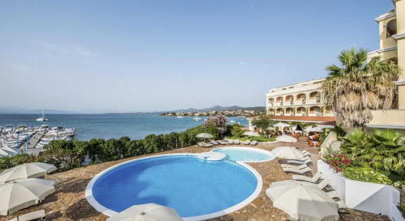 Pool, Gabbiano Azzurro, Olbia