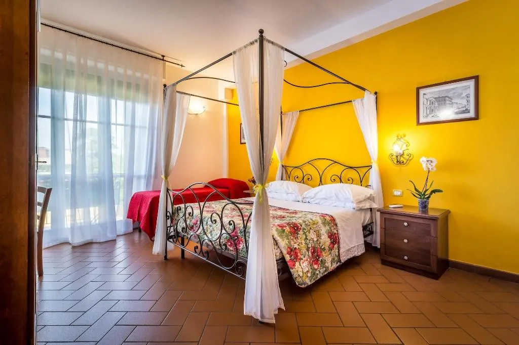 Room, B&B Antiche Armonie, Florence