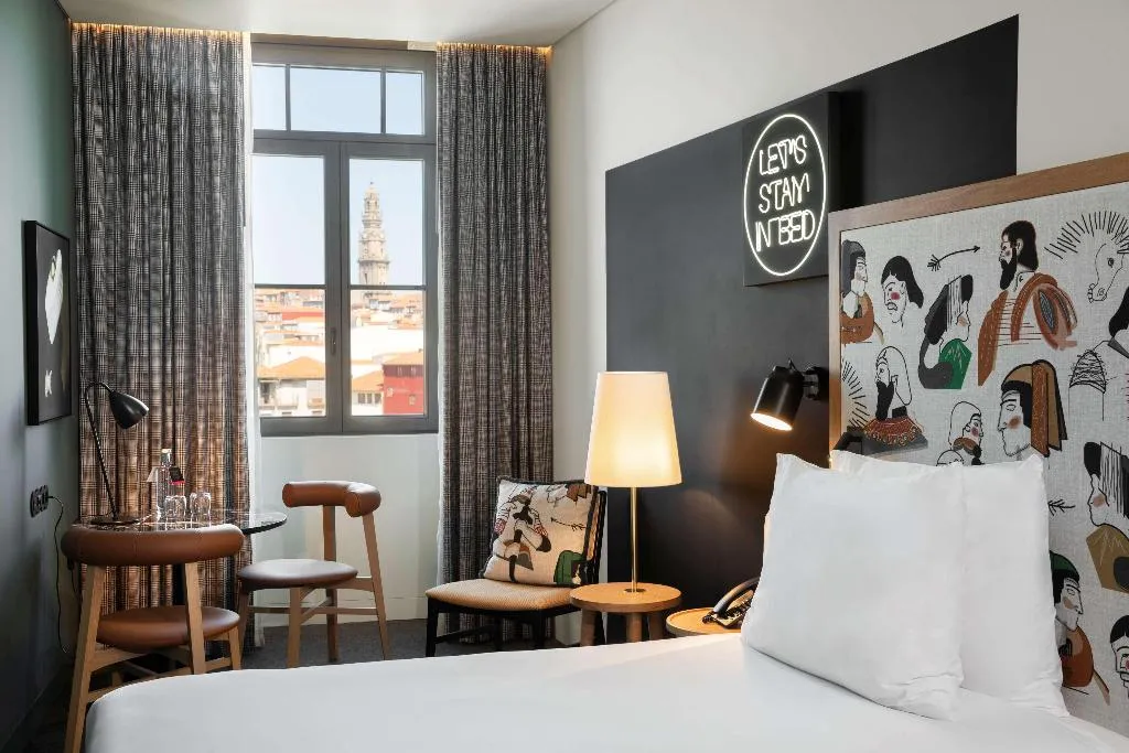 Room, Se Catedral Hotel Porto, Tapestry Collection by Hi, Porto