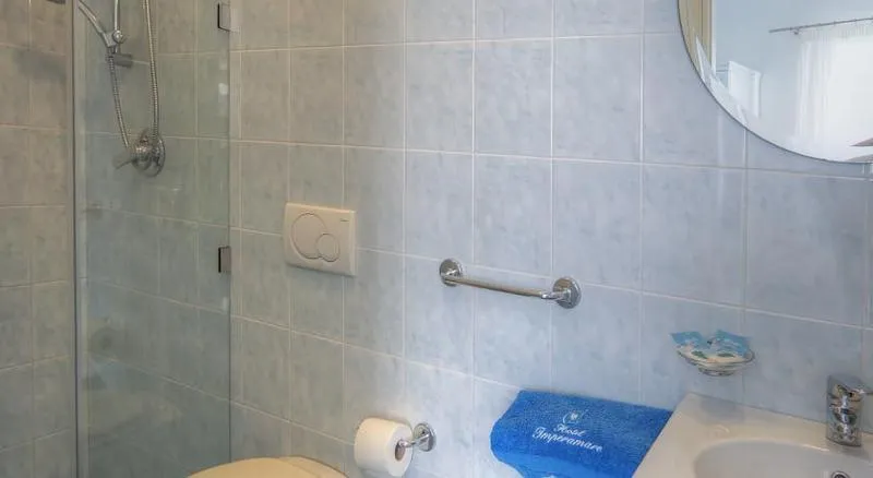 QUADRUPLE STANDARD Room, Hotel Imperamare, Naples