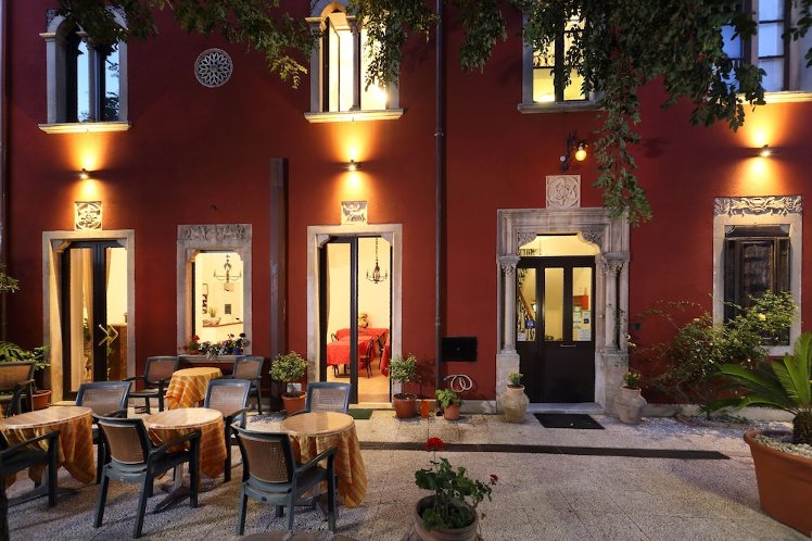Villa Astoria, Taormina